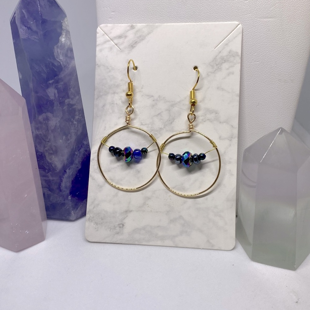CLEARENCE//Wire wrapped hoop earrings